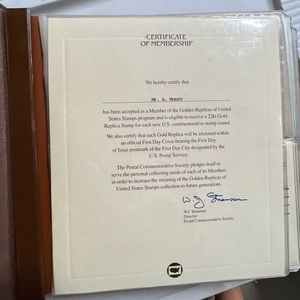 Golden Replicas of U.S. Stamps Album 22kt Gold First Issues ~40 Stamps cira 1980